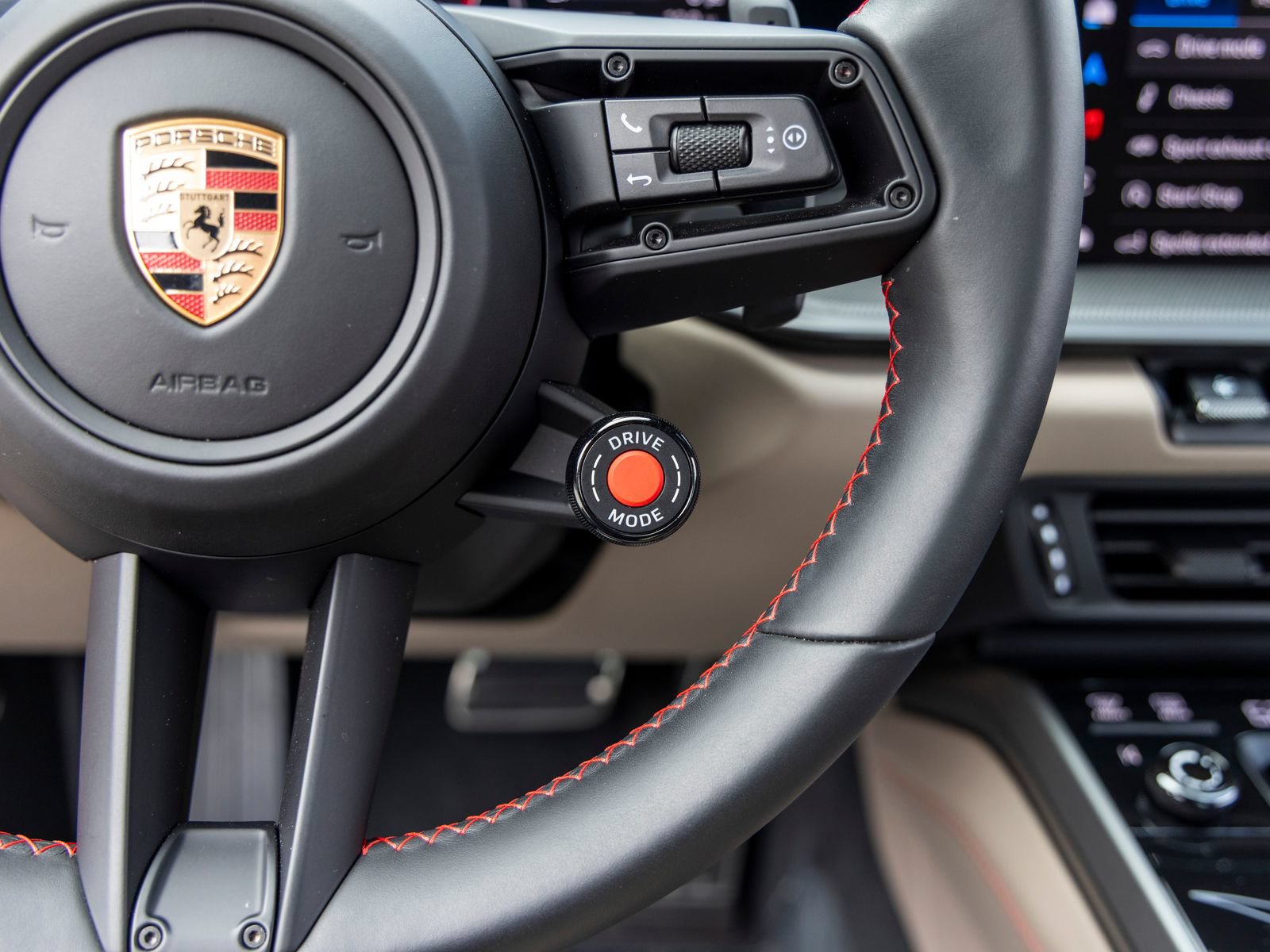 Certified 2025 Porsche 911 Carrera S RWD image 39