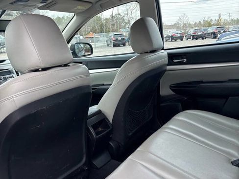 Used 2011 Subaru Outback 2.5i image 20