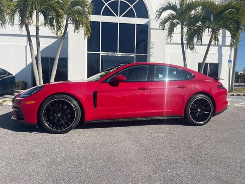 Used 2020 Porsche Panamera 4S image 36