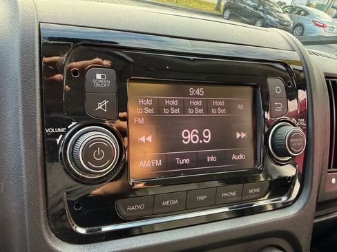 Used 2021 RAM ProMaster 2500 image 24