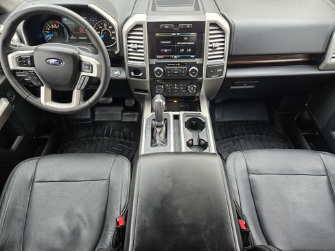 Used 2015 Ford F150 Lariat image 21