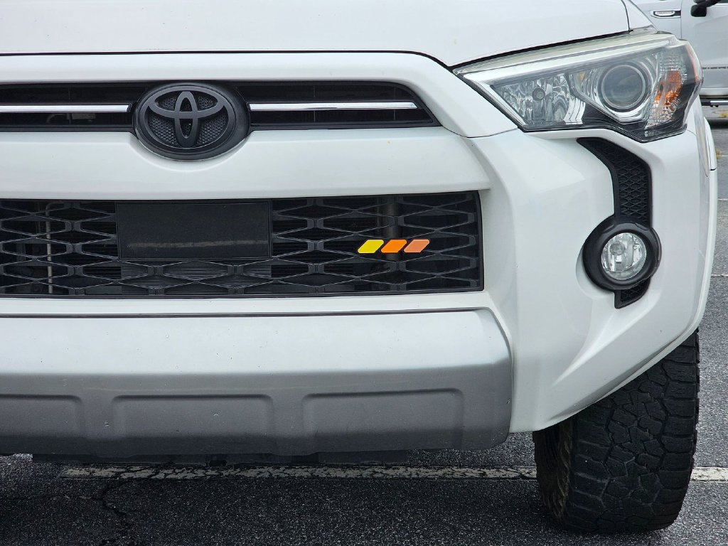 Used 2020 Toyota 4Runner TRD Off-Road AWD/4WD image 10