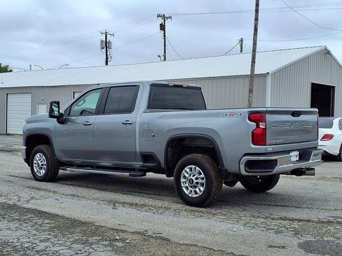 Used 2025 Chevrolet Silverado 2500 LT w/ Convenience Package AWD/4WD image 18