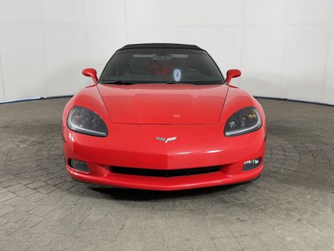 Used 2013 Chevrolet Corvette Convertible w/ 3LT Preferred Equipment Group image 16