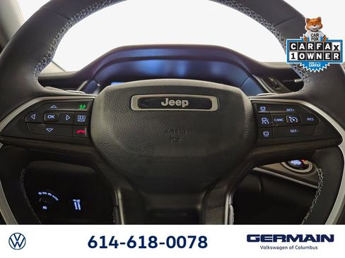 Used 2024 Jeep Grand Cherokee Limited w/ Black Appearance Package AWD/4WD image 27
