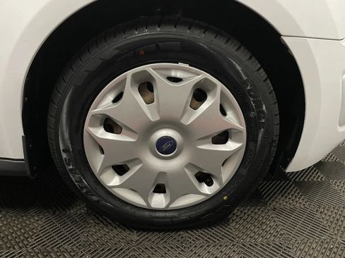 Used 2016 Ford Transit Connect XLT image 16