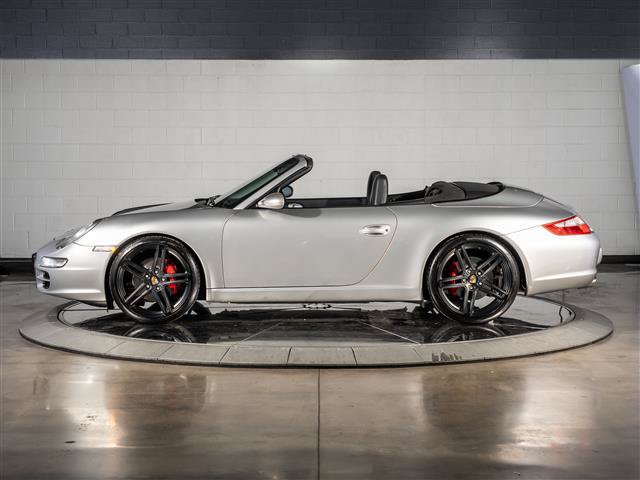 Used 2005 Porsche 911 Carrera S RWD image 2