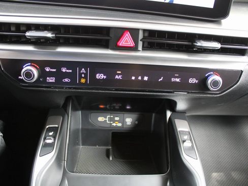 New 2026 Kia Sorento S image 40