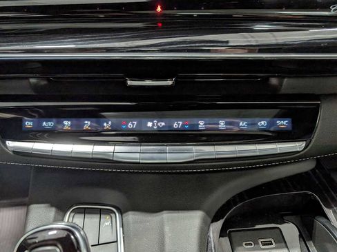 Used 2021 Cadillac Escalade Sport w/ Driver Assist Tech Package image 38