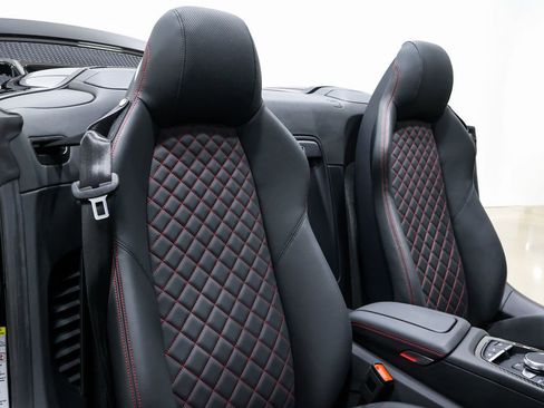 Used 2022 Audi R8 V10 performance image 56