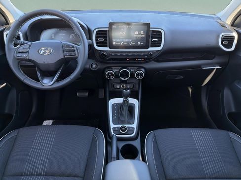New 2026 Hyundai Venue SEL image 2