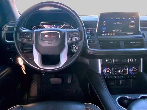 Used 2021 GMC Yukon SLT w/ Rear Media and Nav Package AWD/4WD image 5