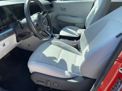 Used 2024 Hyundai Kona SEL FWD image 9