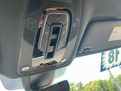 Used 2018 Audi Q5 Prestige w/ Prestige Package image 25