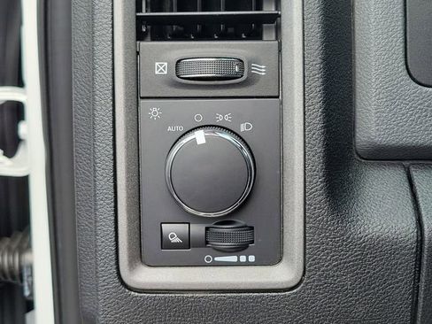 Used 2018 RAM 1500 Tradesman w/ Protection Group AWD/4WD image 22