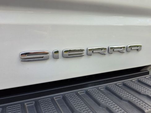Used 2021 GMC Sierra 1500 Denali w/ Denali Ultimate Package AWD/4WD image 14