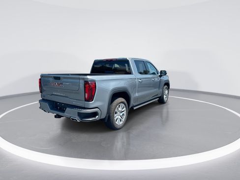 Used 2026 GMC Sierra 1500 Denali w/ Technology Package AWD/4WD image 9