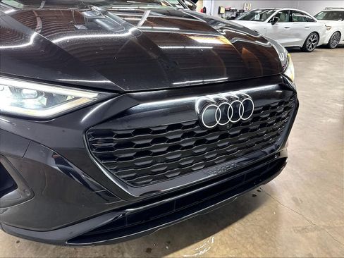 Certified 2024 Audi Q8 e-tron Premium Plus w/ Prestige Package AWD/4WD image 31