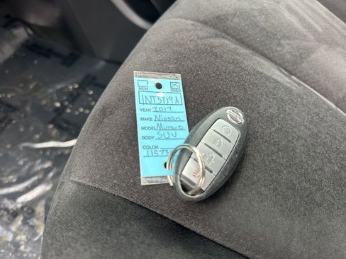 Used 2017 Nissan Murano SV w/ Premium Package image 33