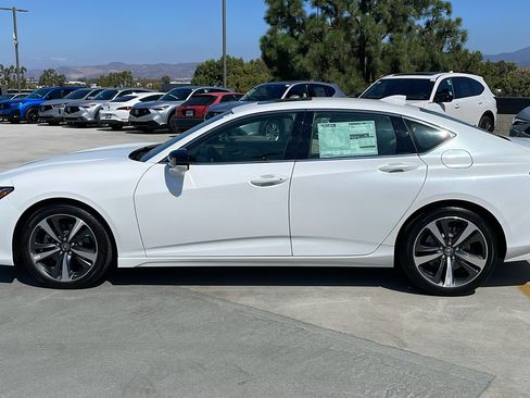 New 2025 Acura TLX w/ Technology Package image 2