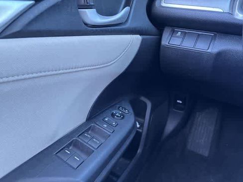 Used 2016 Honda Civic EX image 40