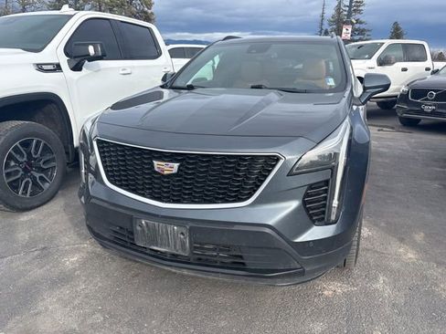Used 2019 Cadillac XT4 Sport image 3
