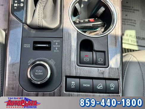 Used 2020 Toyota Highlander Limited AWD/4WD image 31