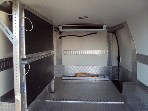 Used 2014 Chevrolet Express 1500 AWD image 10