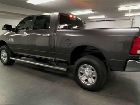Used 2018 RAM 2500 Tradesman w/ Chrome Appearance Group AWD/4WD image 6