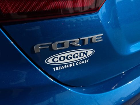 Used 2022 Kia Forte GT-Line w/ GT-Line Premium Package FWD image 37