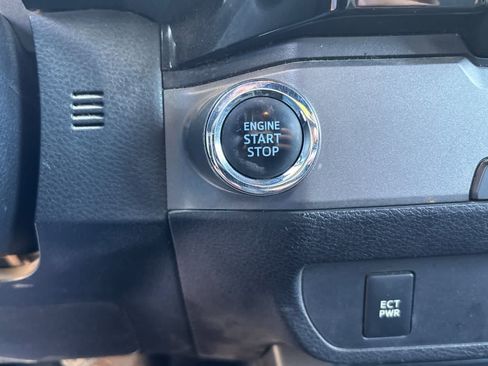 Used 2017 Toyota Tacoma TRD Sport w/ Tow Package RWD image 23