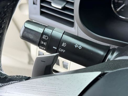 Used 2011 Subaru Outback 2.5i Premium image 38