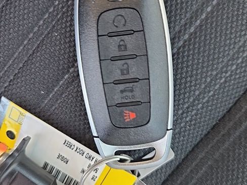 New 2026 Nissan Rogue SV AWD/4WD image 18