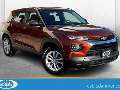 Used 2021 Chevrolet TrailBlazer LS image 1
