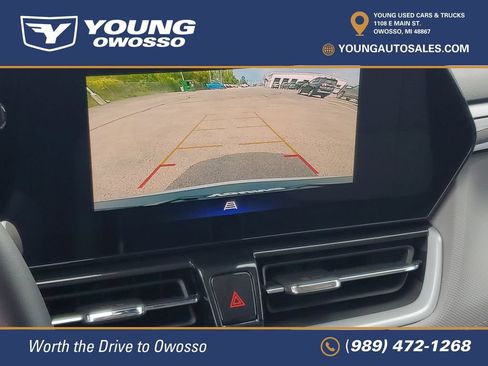 Used 2024 Chevrolet TrailBlazer LT w/ LT Cold Weather Package AWD/4WD image 16