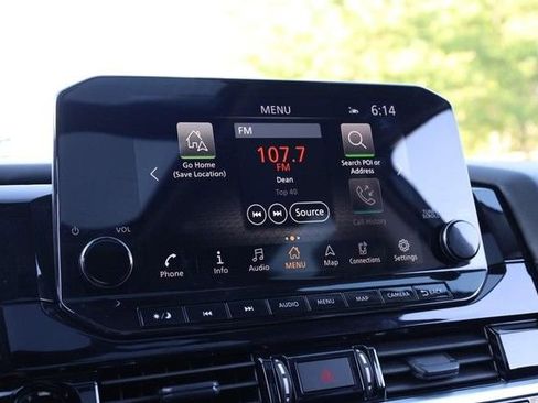 Certified 2025 Nissan Pathfinder SL w/ SL Premium Package AWD/4WD image 15