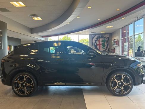 New 2025 Alfa Romeo Tonale AWD/4WD image 4