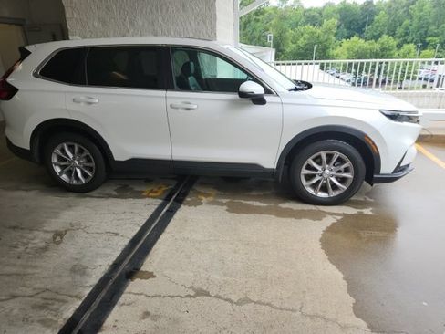 Used 2024 Honda CR-V EX-L image 10