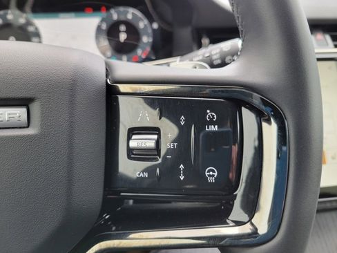 Used 2026 Land Rover Range Rover Evoque Dynamic SE image 30