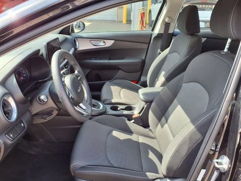 Used 2023 Kia Forte LXS FWD image 16