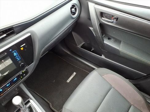 Used 2017 Toyota Corolla LE w/ Carpet Mat Package (TMS) image 24