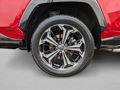 Certified 2025 Toyota RAV4 XSE image 22