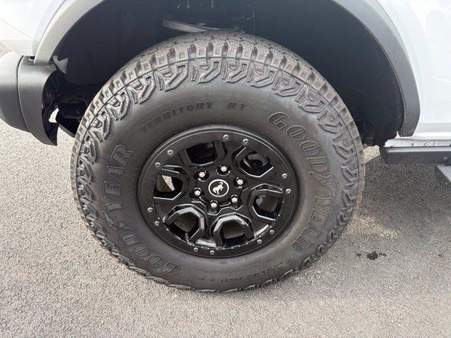 Used 2026 Ford Bronco Badlands AWD/4WD image 12