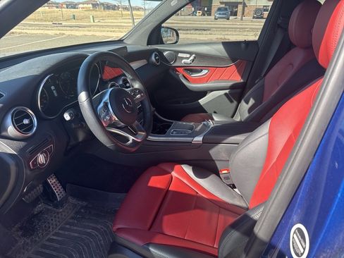 Used 2021 Mercedes-Benz GLC 300 image 9
