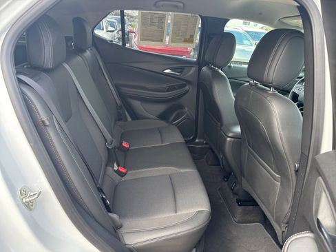 Used 2025 Buick Encore GX Preferred FWD image 24