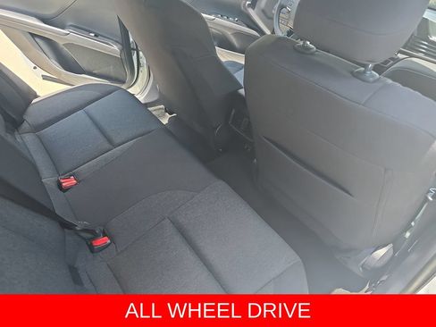 Used 2025 Toyota Camry LE AWD/4WD image 12