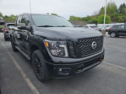 Used 2018 Nissan Titan SL w/ Midnight Edition