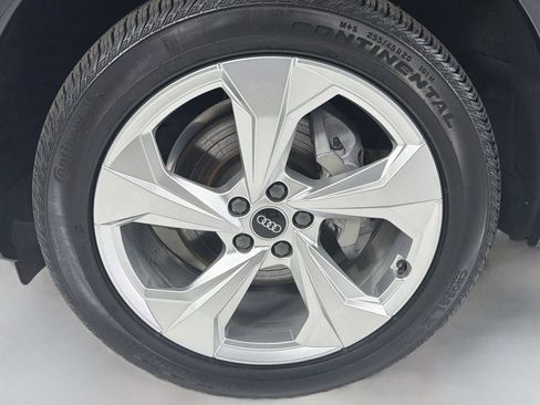 Used 2021 Audi Q5 2.0T Premium Plus w/ Premium Plus Package AWD/4WD image 33