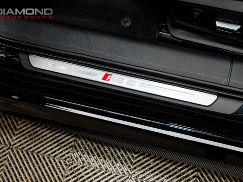Used 2024 Audi RS 6 performance image 19