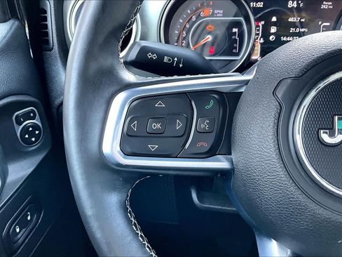 Used 2019 Jeep Wrangler Unlimited Sahara w/ Safety Group AWD/4WD image 24